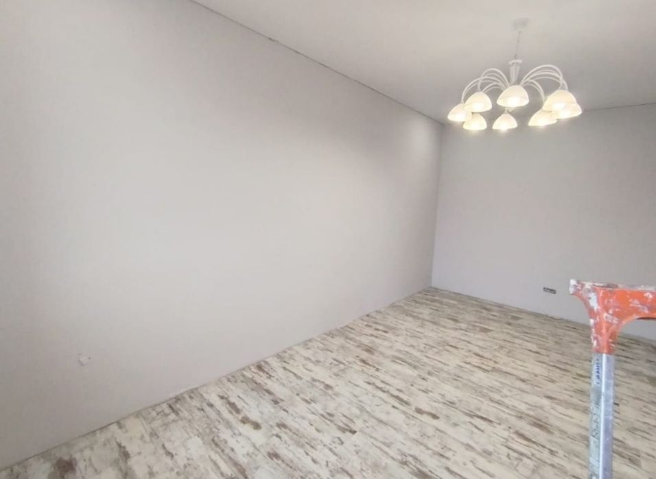 Шпатлевка, покраска стен