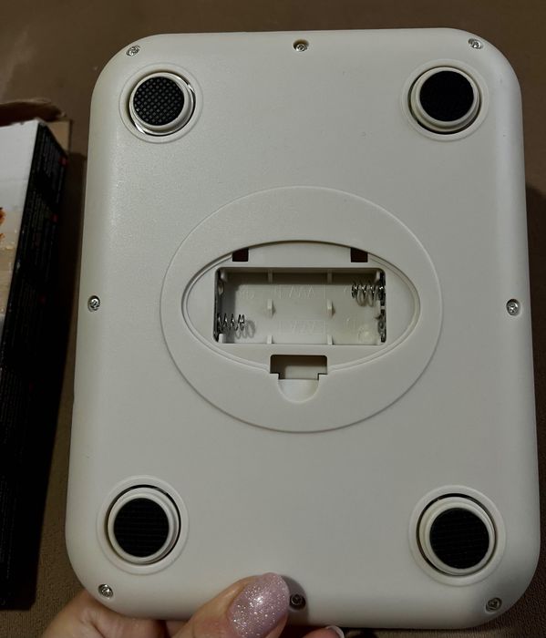 Кухненска везна MAXXMEE – до 5 кг, метална, много точна , Немска