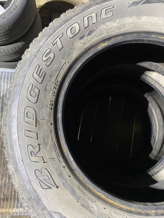 Летние шины 265/65/R17 BRIDGESTONE