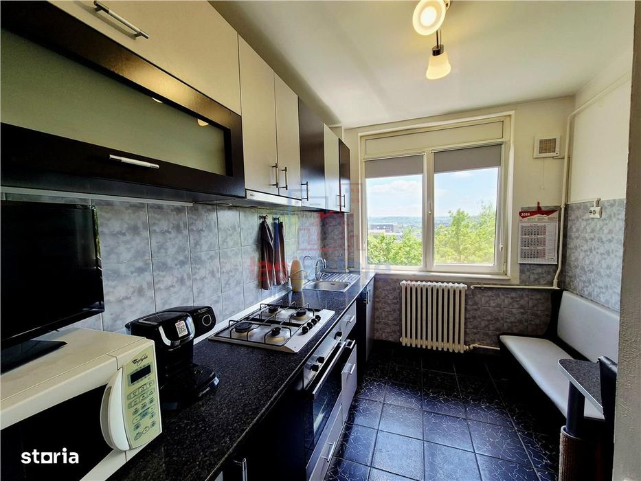 Apartament 3 Camere Luminos si cu Vedere Frumoasa
