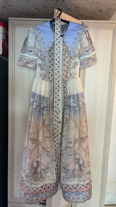 Продам шикарное платье миди