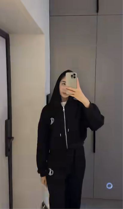 продам спортивный костюм