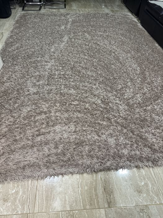 Covor cu fir de matase