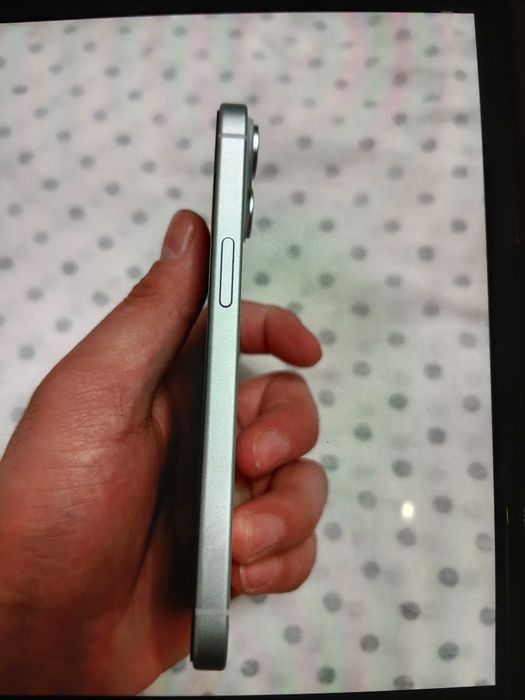 Apple 15 128 gb 100 akm