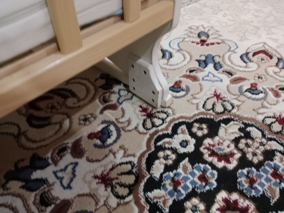 Продам детскую кроватку