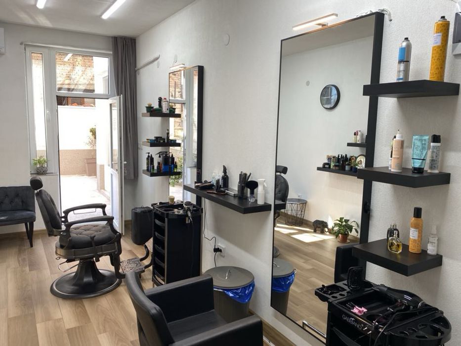 Оборудване за фризьорски и бръснарски салон!
