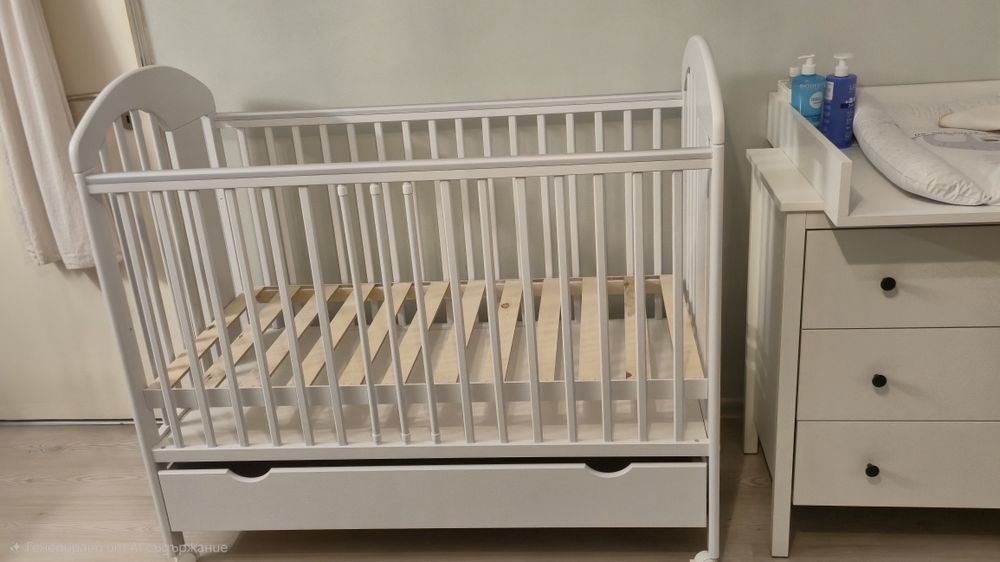 Нова дървена бяла кошара 60/120 см.