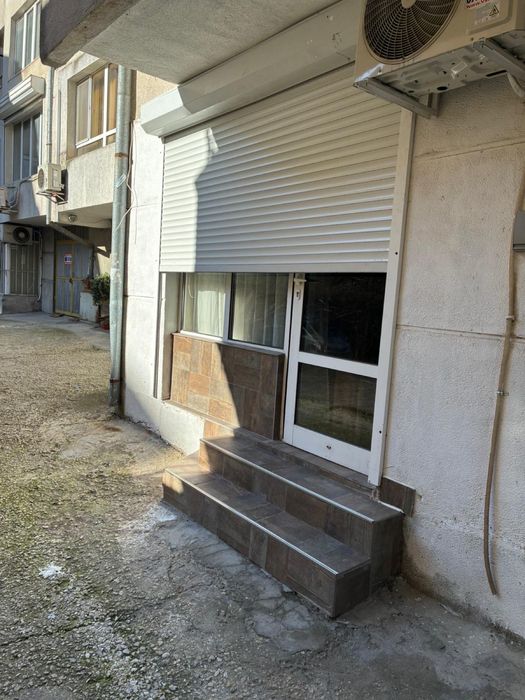 Дава се под наем Едностаен апартамент в Варна, Спортна зала - 27 кв.м за 348.84 € - Снимка #14