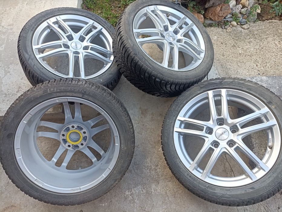 Vând jante aliaj cu cauciucuri iarna Toyota