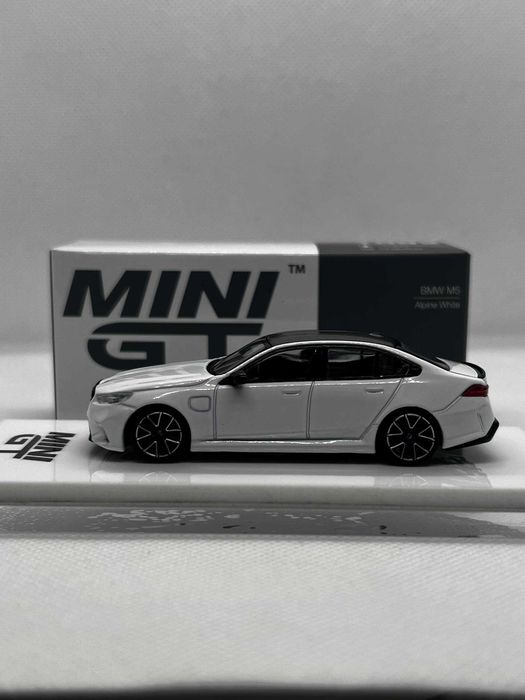 MINIGT | Hotwheels Хотвилс | BMW M5 G90