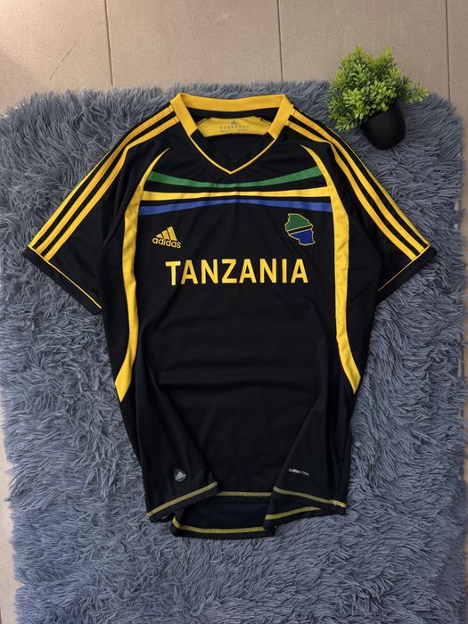 Фланелка Adidas x Tanzania
