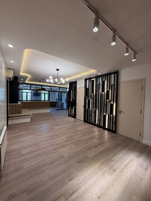 В центре Новостройка 212 м². Евроремонт