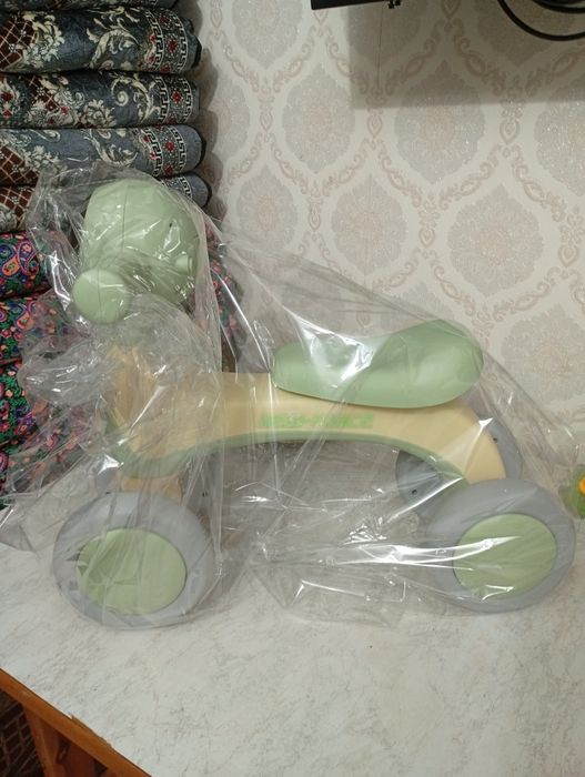 Детский велик толкатор