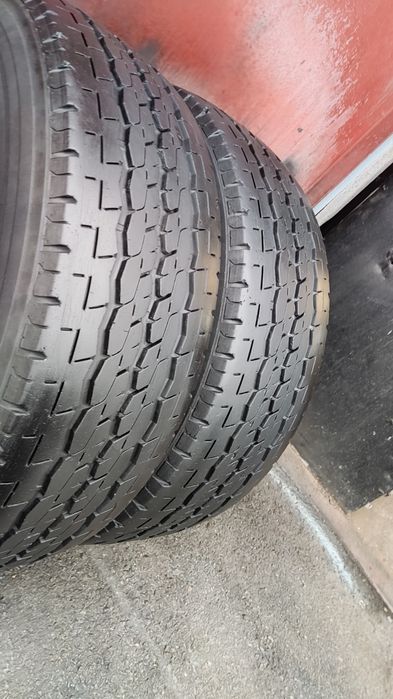 2бр. бусови гуми 225/70/15C Firestone 
dot22 
7.3mm