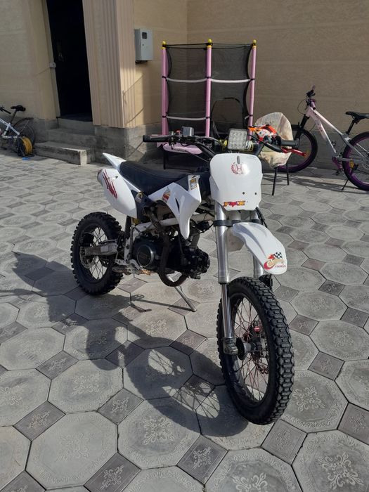 Продам питбайк 140кубов bse 160xl