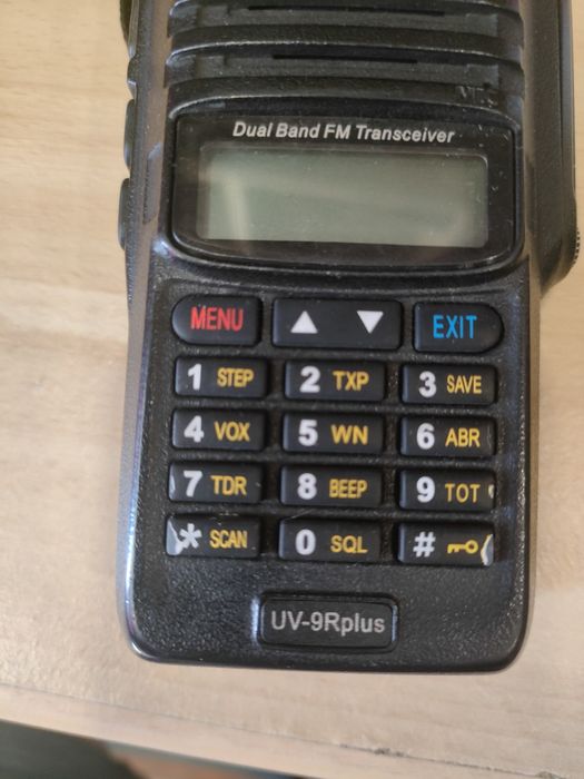 Продам рацию беофенг