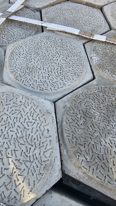 Продам тротуарную плитку