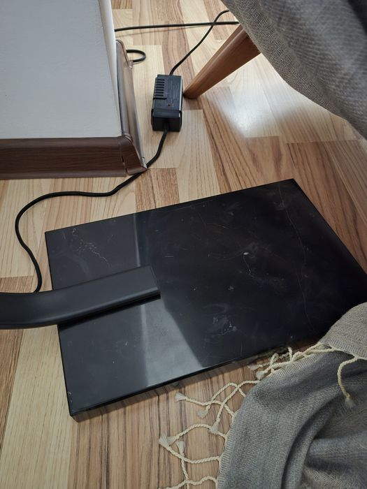 Lampadar led de podea din metal cu baza din marmura, nou.