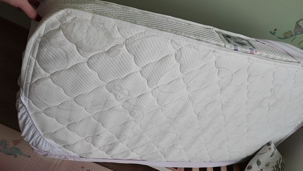 Протектори, бебешки завивки, комплекти