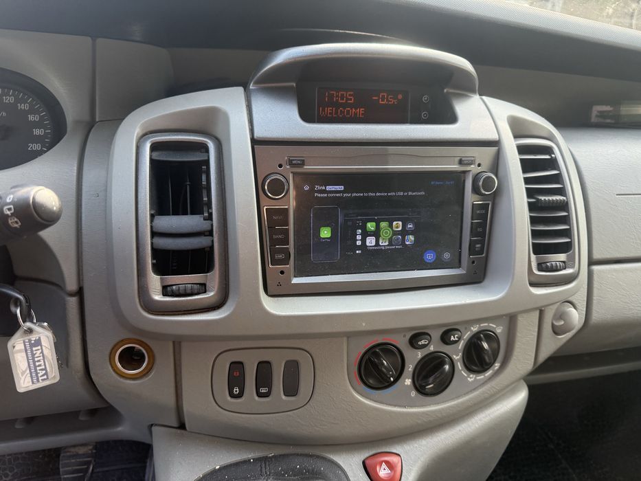 Opel vivaro 2.0 8+1