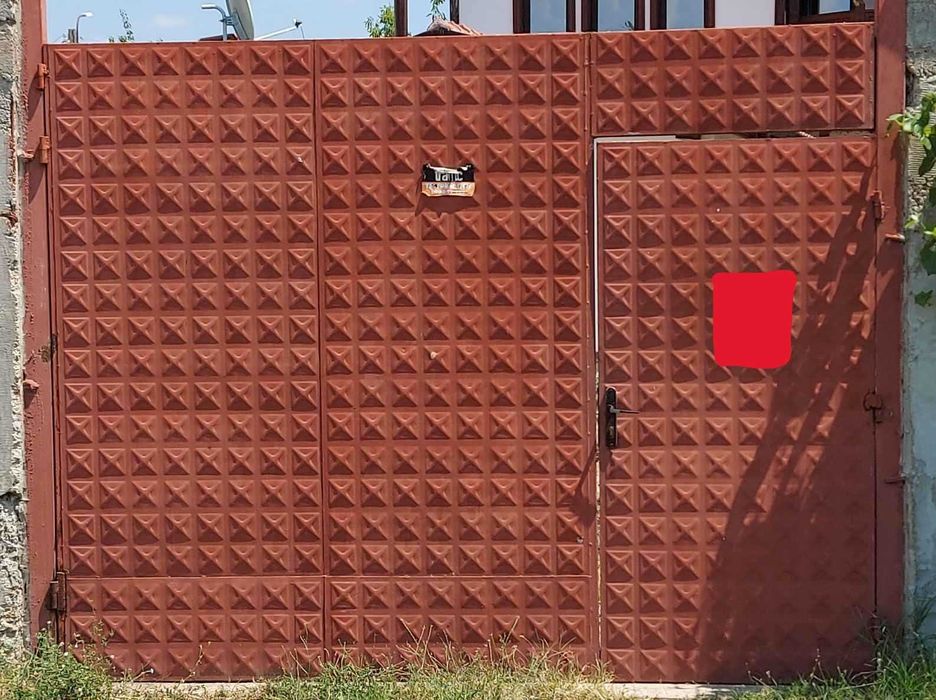 Портална врата за двор