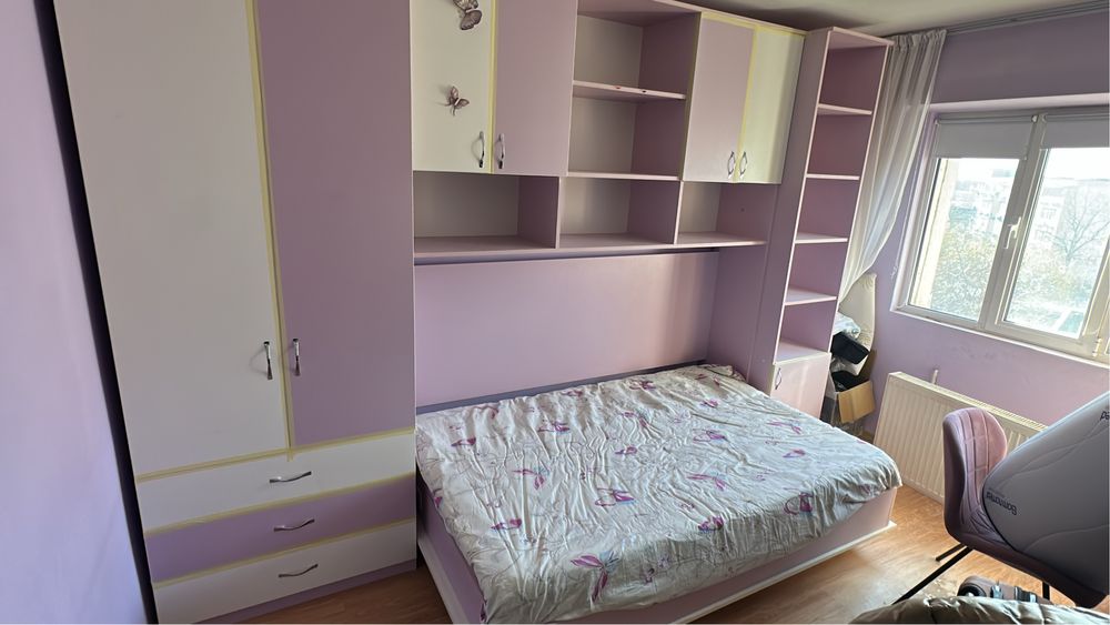 Pat rabatabil cu spatii de depozitare