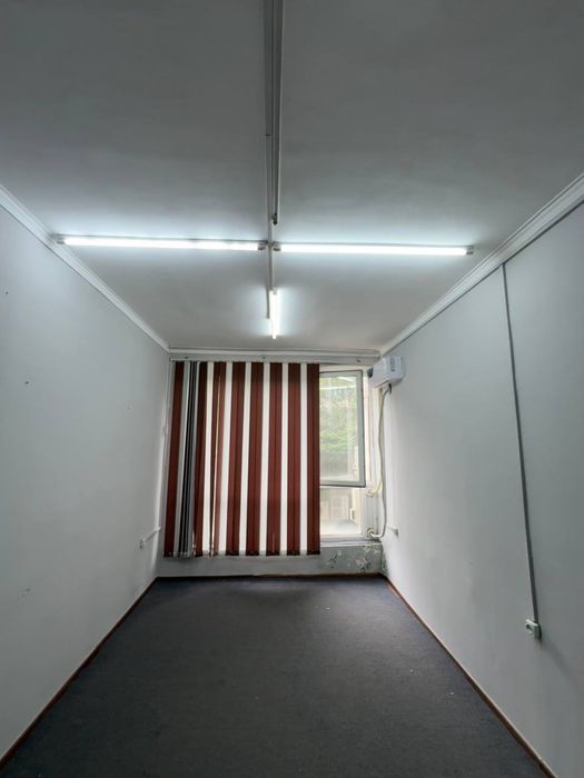 Аренда офис метро Мирзо Улугбек 1 этаж 15 и 17 кв м кондиционер Есть