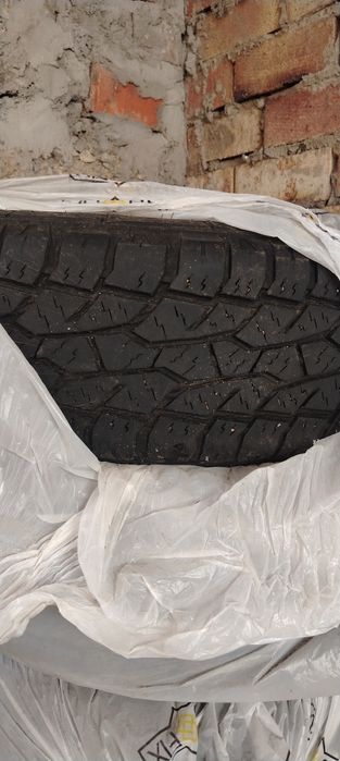 Шины всесезонные 225/70/16