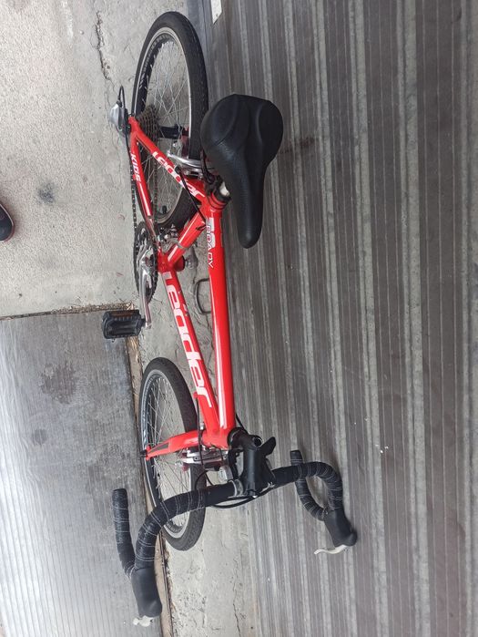 Продавам чисто нов Алуминиев детски спортен велосипед 20 цола . 
Скоро