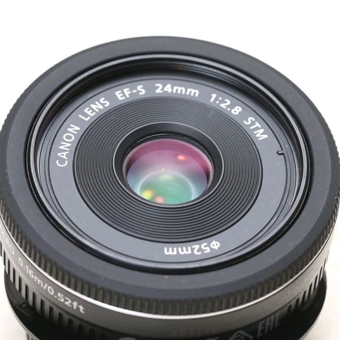 Canon EF-S 24mm f/2.8 STM