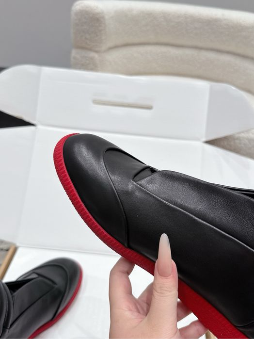 Maison Margiela Future Red Black ( 35-50 размер )