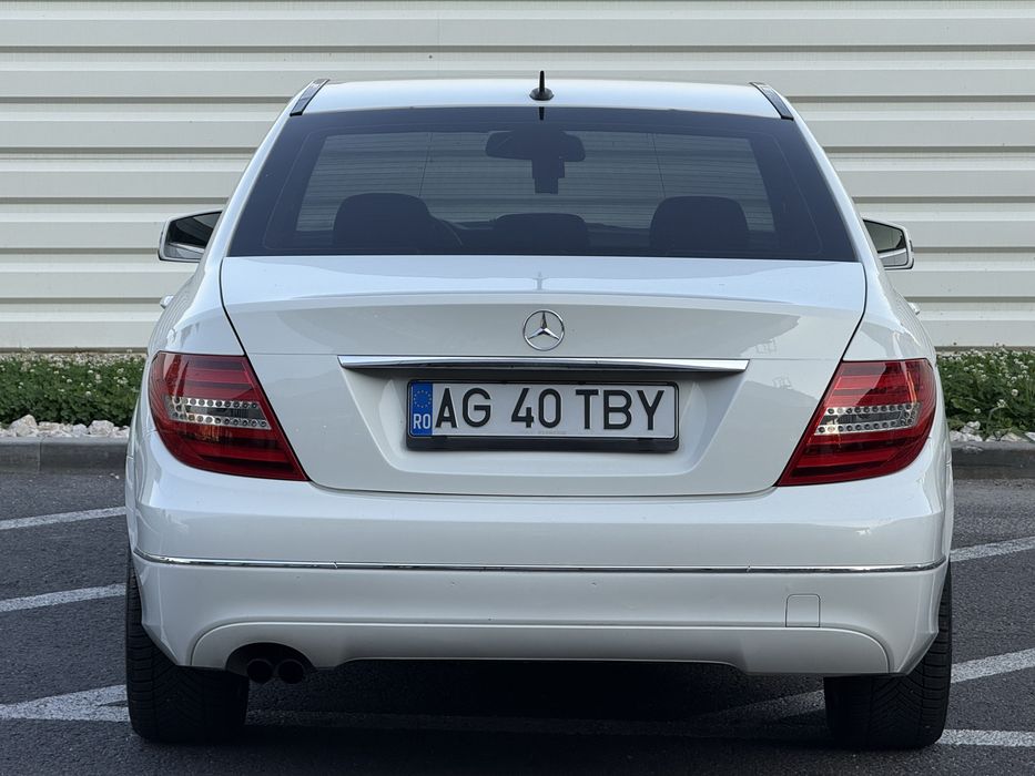 MERCEDES-BENZ C-Class 2011 — imagine 4