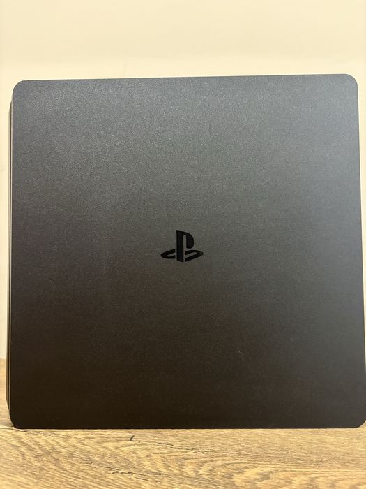 Ps 4 slim 500 gb запазен