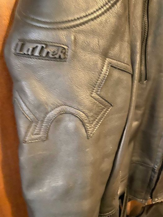 Екип за мотор_яке, каска, ръкавици и раница