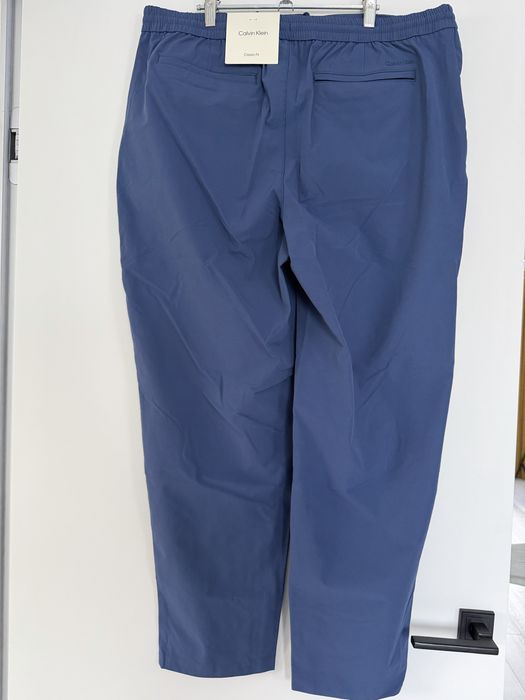 Джогеры Calvin Klein