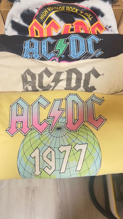 Hoodie-та | AC-DC | Rolling Stones | The Beetles | Nirvana | Pink Floyd | и други
