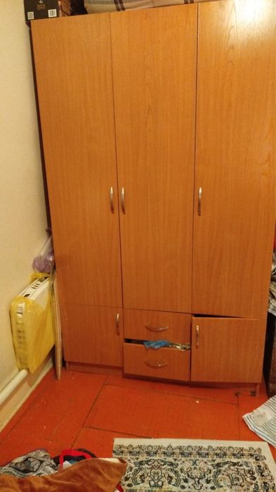 Продаю Шифонер срочно