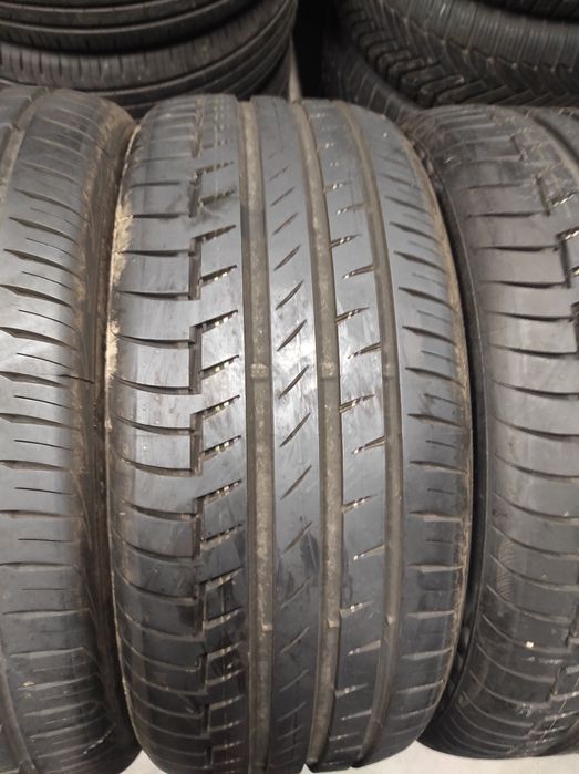 235/45/18 Continental