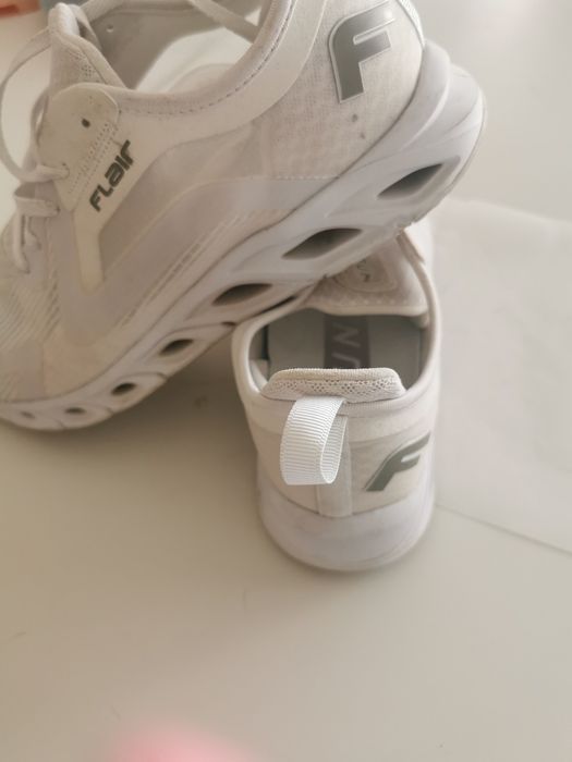 Оригинални маратонки, без забележки