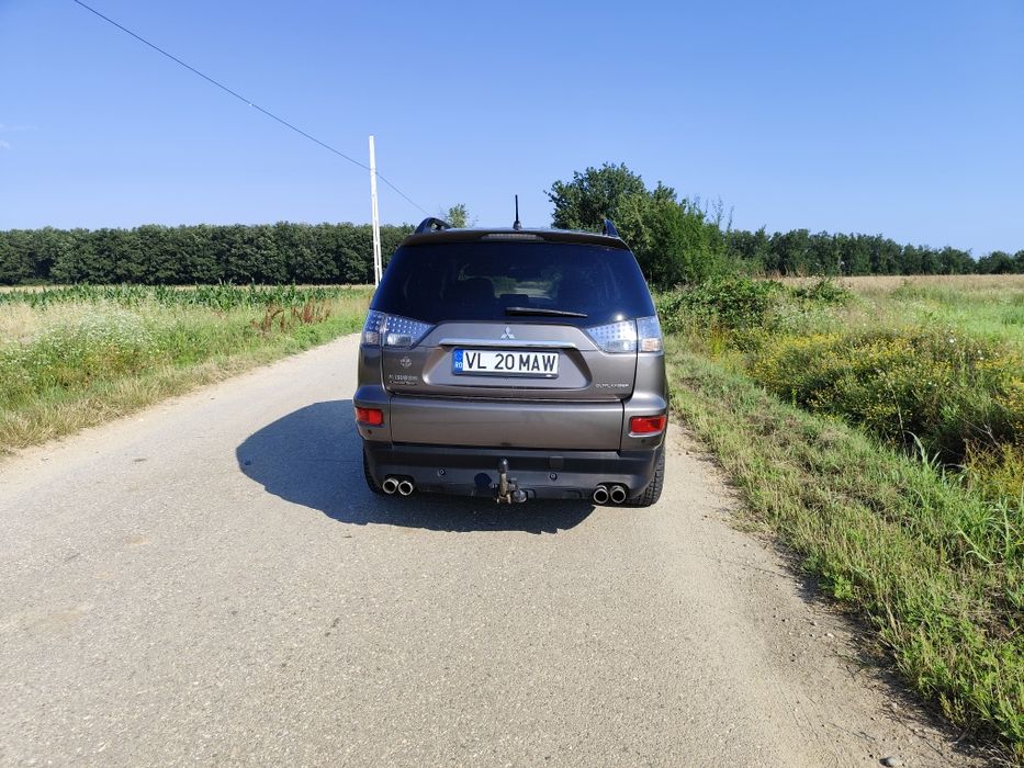 MITSUBISHI Outlander 2011 — imagine 2