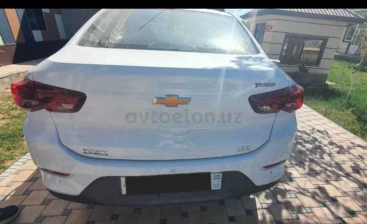 SROCHNO!!! ONIX sotiladi. Kraska toza.