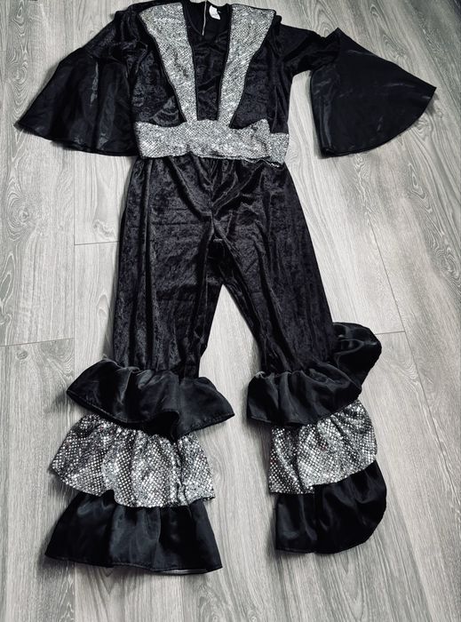 Compleu din catifea/ Elegance
