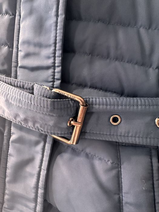 Дамско зимно яке с гъши пух Pepe Jeans