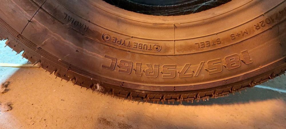 Покрышка на гезель нива