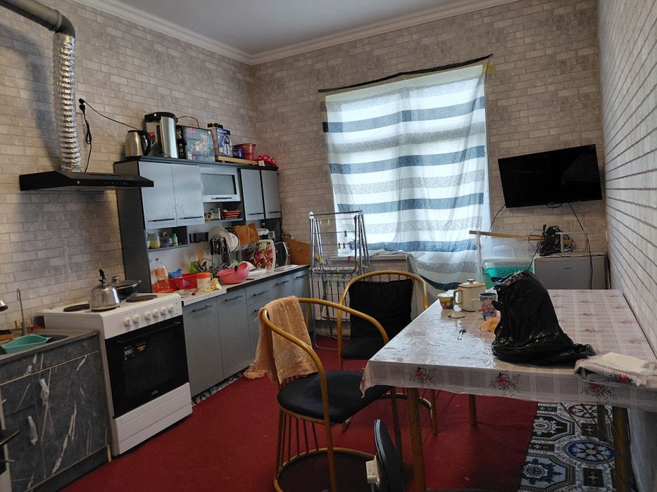 Ekoshahardan Uy sotiladi 5.85mln/kv.m dan naqtga boʻlsa