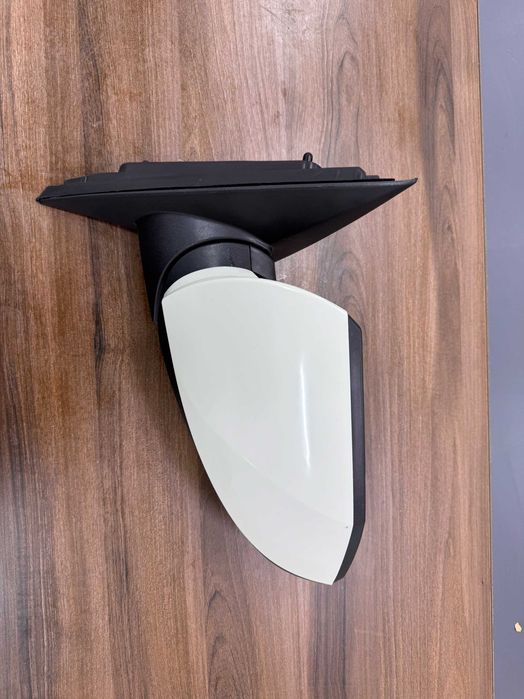 Hyundai Elantra  Зеркало заднего вида