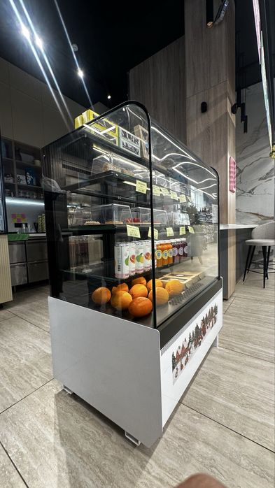 Витринный холодильник