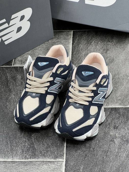 New Balance 9060