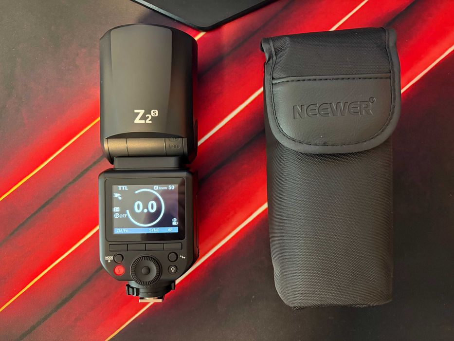 Neewer Z2-S TTL светкавица за Sony + QPro-S тригер + комплект приставки