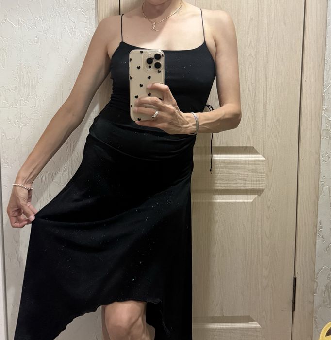 Продам черное платье
